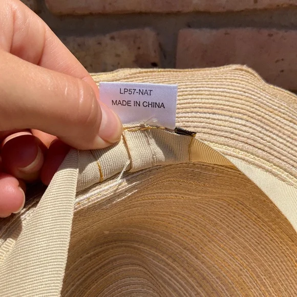 🐚 Scala Hat with FREE Shell Pin - Picture 7 of 12